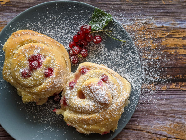 Rahmgulasch mit Brezen-Knödel - SinaLeChef - selbstständige Pampered ...